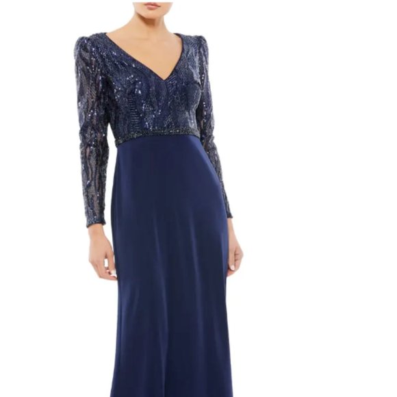 MAC DUGGAL V-NECK LONG SLEEVE SEQUIN EMPIRE WAIST MIDNIGHT NAVY GOWN sz 14 - Picture 1 of 6